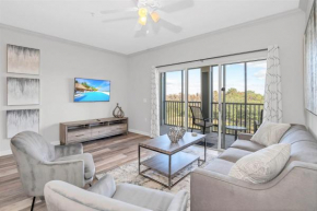 Stunning 3BR Condo with Pool and Hot tub - near Disney!